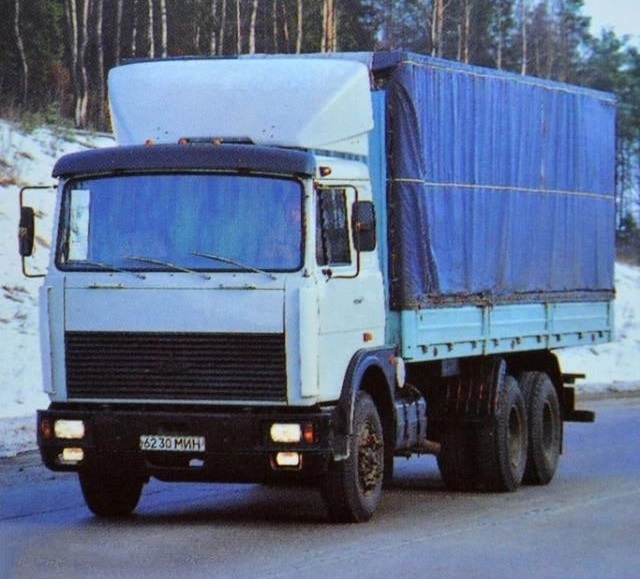 МАЗ-63031